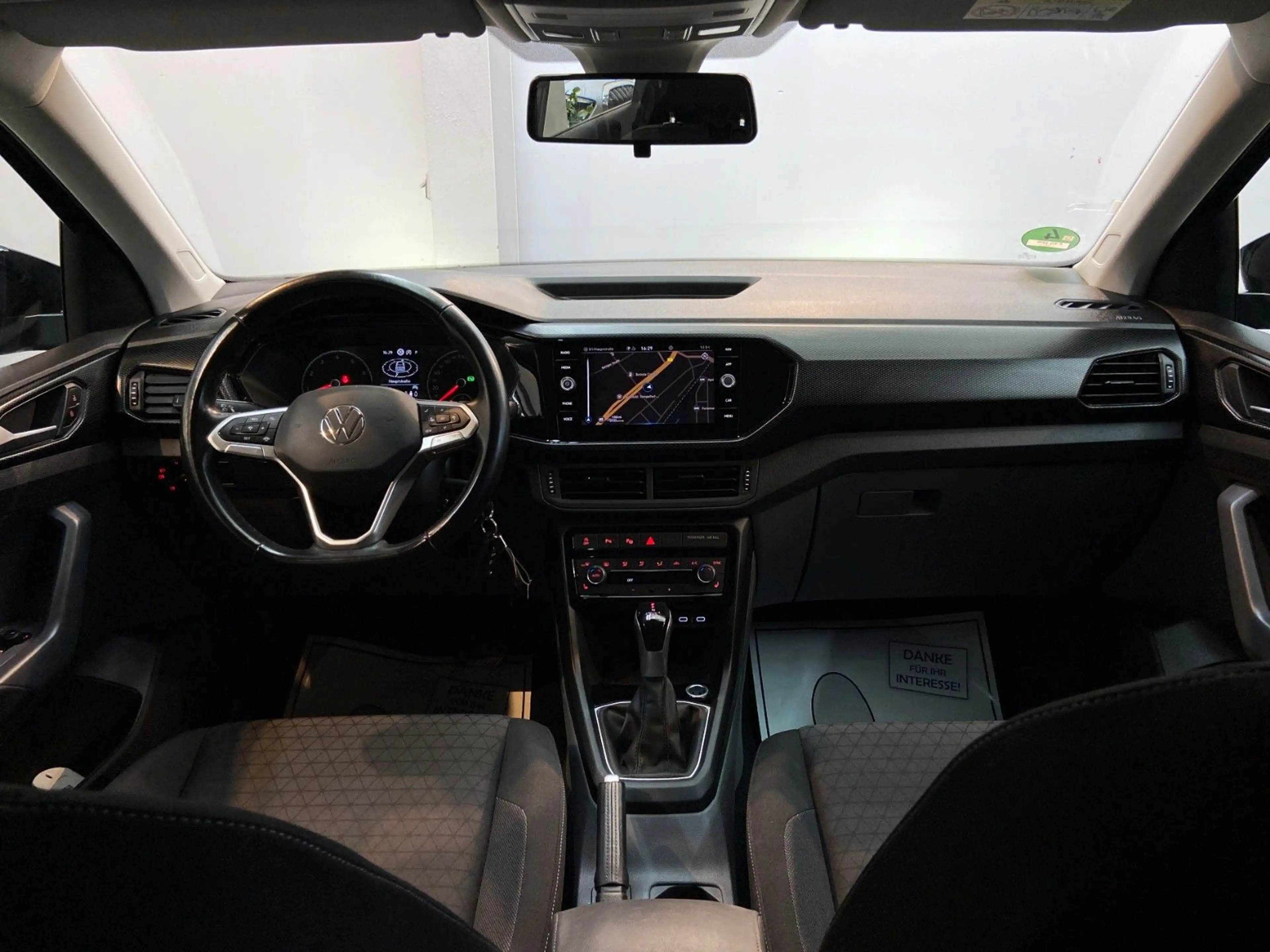 Volkswagen T-Cross Life Automatik 150 PS LED Apple Car — photo 14
