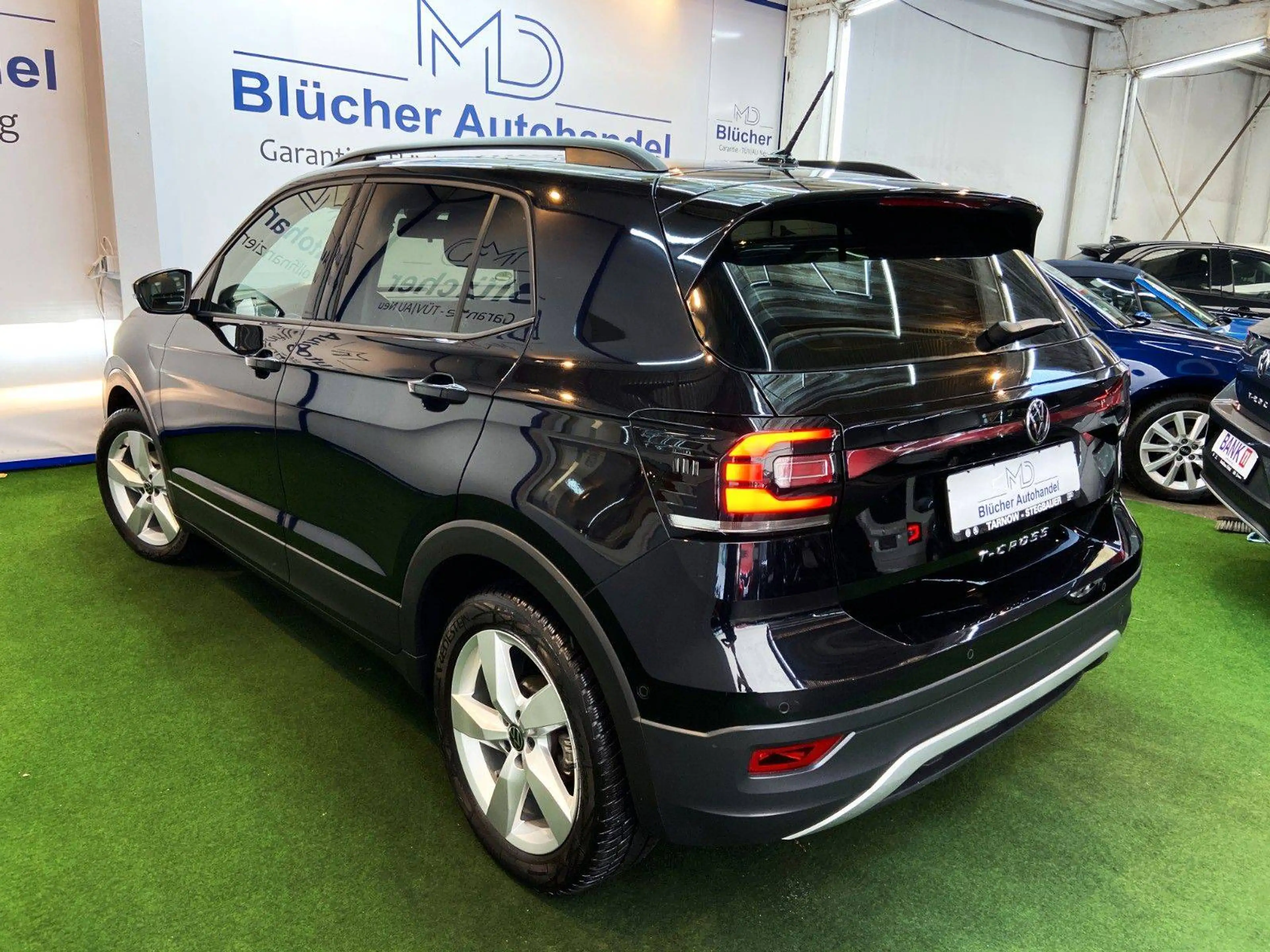 Volkswagen T-Cross Life Automatik 150 PS LED Apple Car — photo 6
