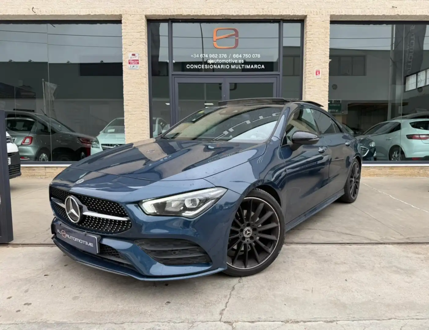 Mercedes-Benz CLA 180 7G-DCT Azul - 1
