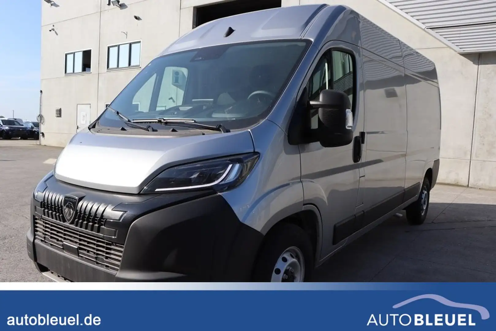 Peugeot Boxer 2.2 BlueHDi L3H2 3,5t AT*Techno*Cargo*Premium*AHK Grau - 1
