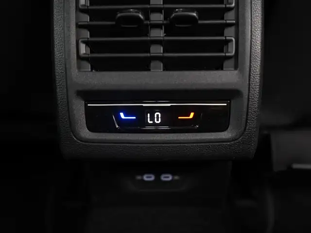 Volkswagen Golf view 29