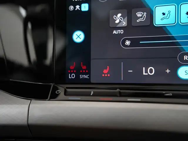 Volkswagen Golf view 23