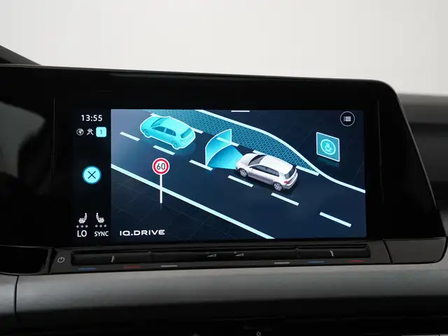 Volkswagen Golf view 19