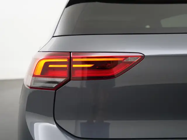Volkswagen Golf view 26