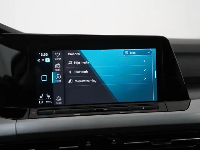 Volkswagen Golf view 14