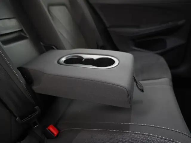 Volkswagen Golf view 30
