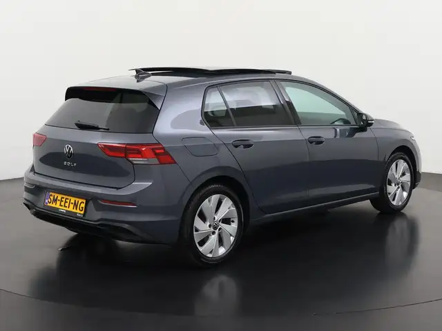Volkswagen Golf view 5