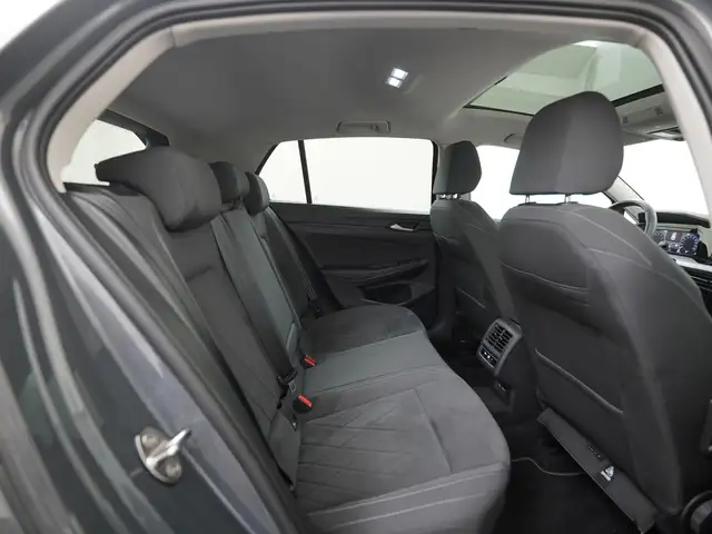 Volkswagen Golf view 28