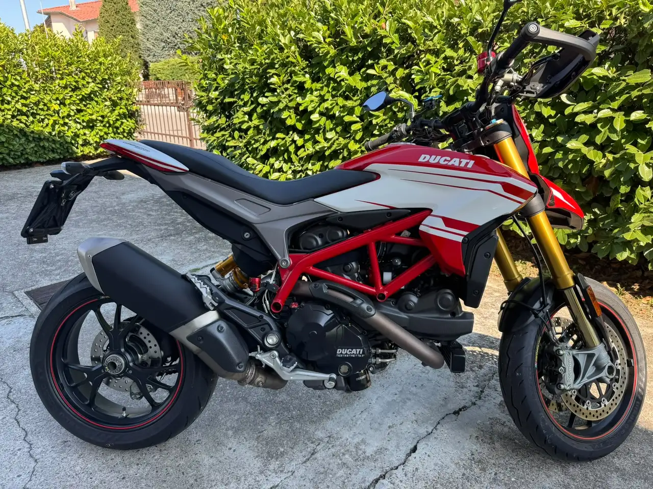 Ducati Hypermotard 939