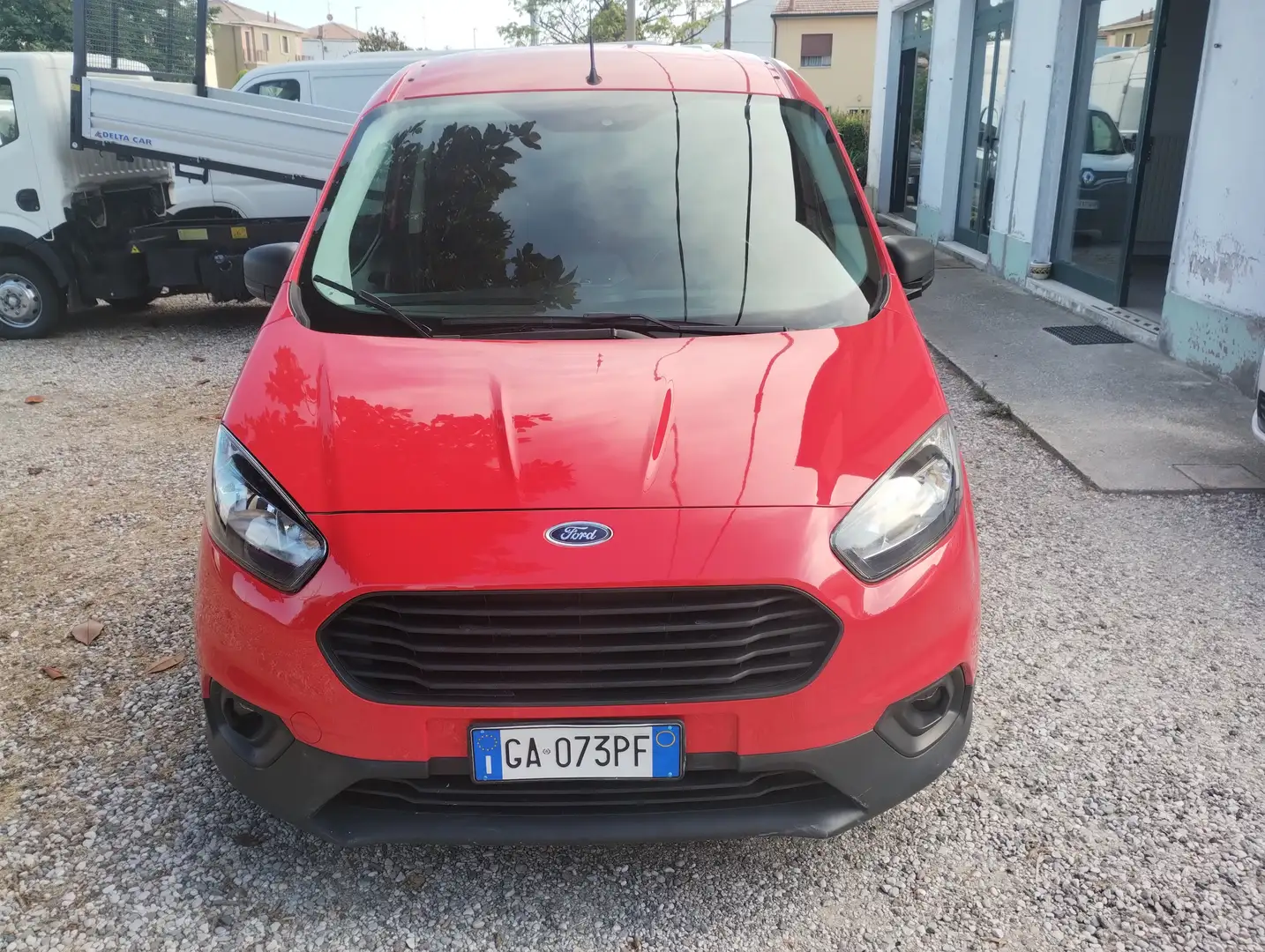Ford Transit Courier 1.5 TDCi 100CV VanTrend Rosso - 1