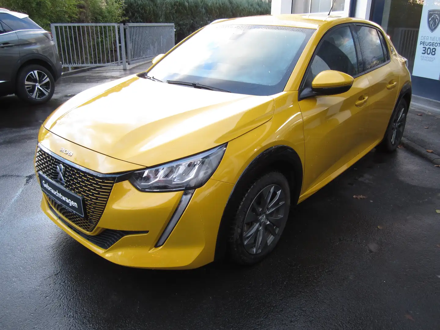 Peugeot e-208 Allure Elektromotor 136 Gelb - 2