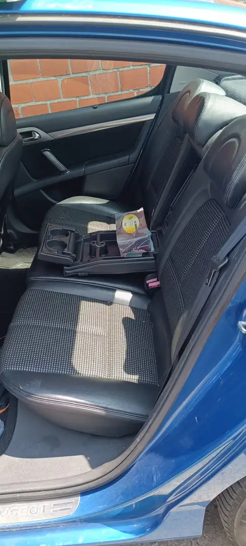 Peugeot 407 2,0HDi 135 - 1