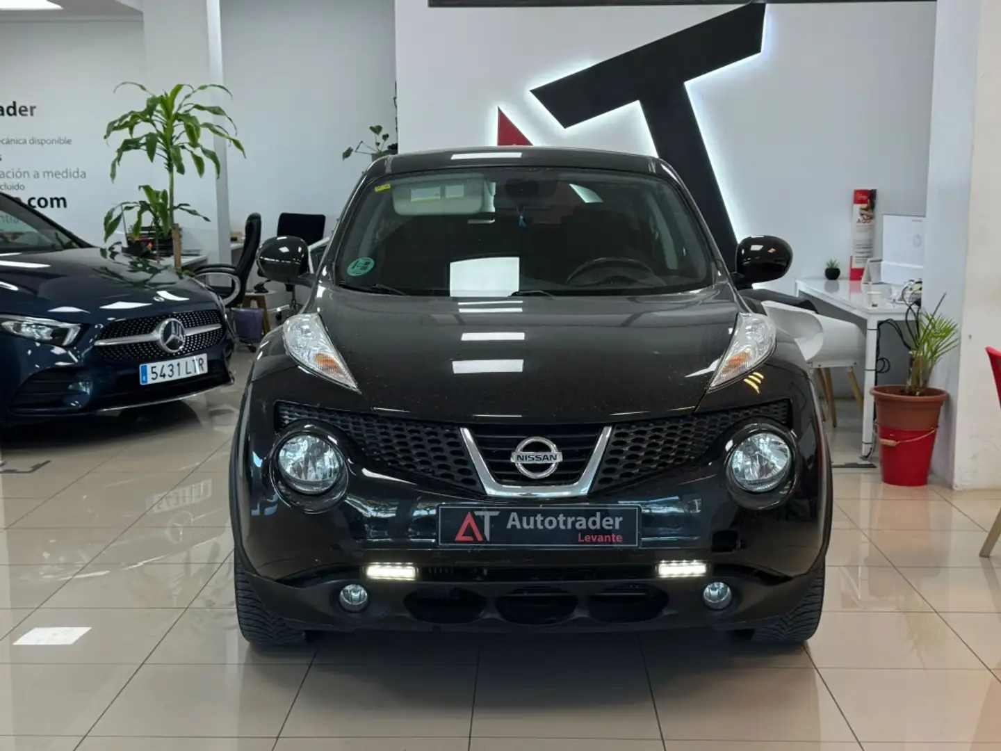 Nissan Juke 1.6i N-Tec Negro - 2