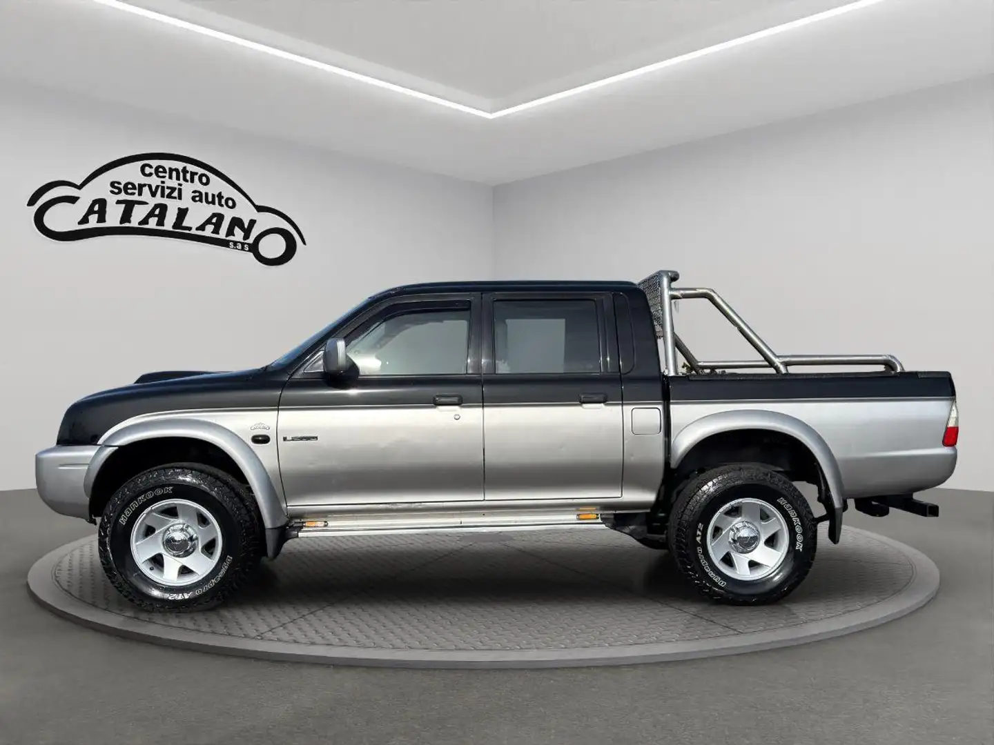 Mitsubishi L200 d.cab 2.5 tdi GL 4wd 115cv Nero - 2