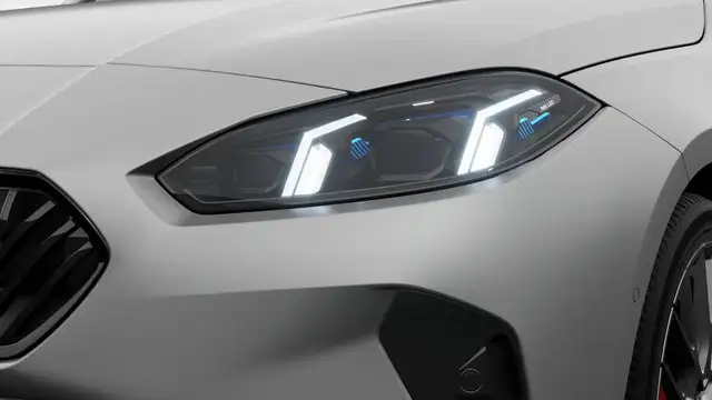BMW 1 Series view 6