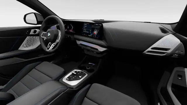 BMW 1 Series view 13