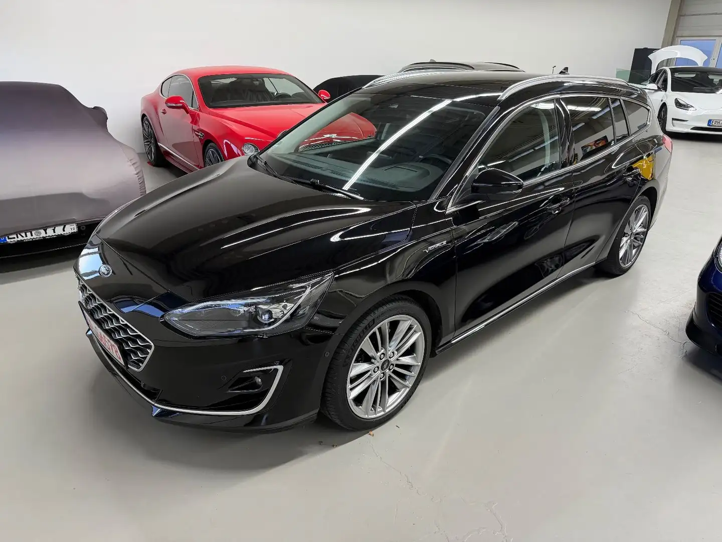 Ford Focus Vignale 1. Hand *Vollausstattung* Noir - 1