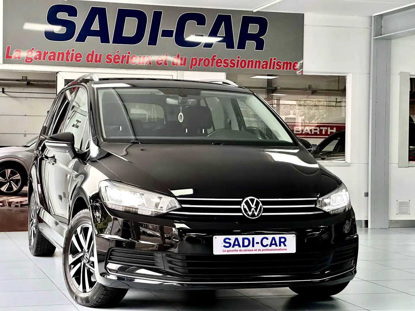Volkswagen Touran 2.0 TDi 150cv SCR DSG - 7 PL -  UNITED Noir - 1