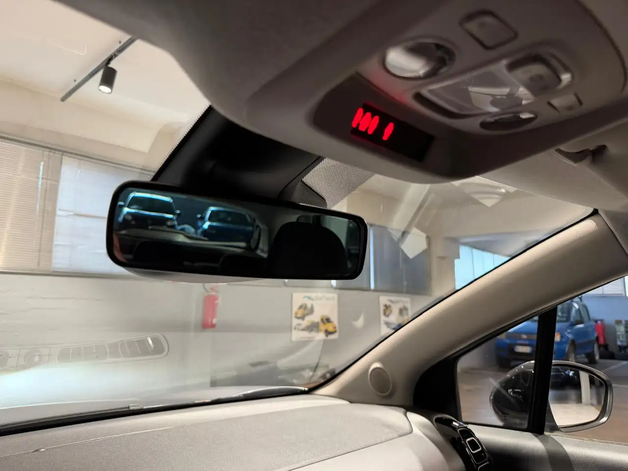 Citroen C3 Aircross 1.2 puretech Shine °° 35000KM °° 17