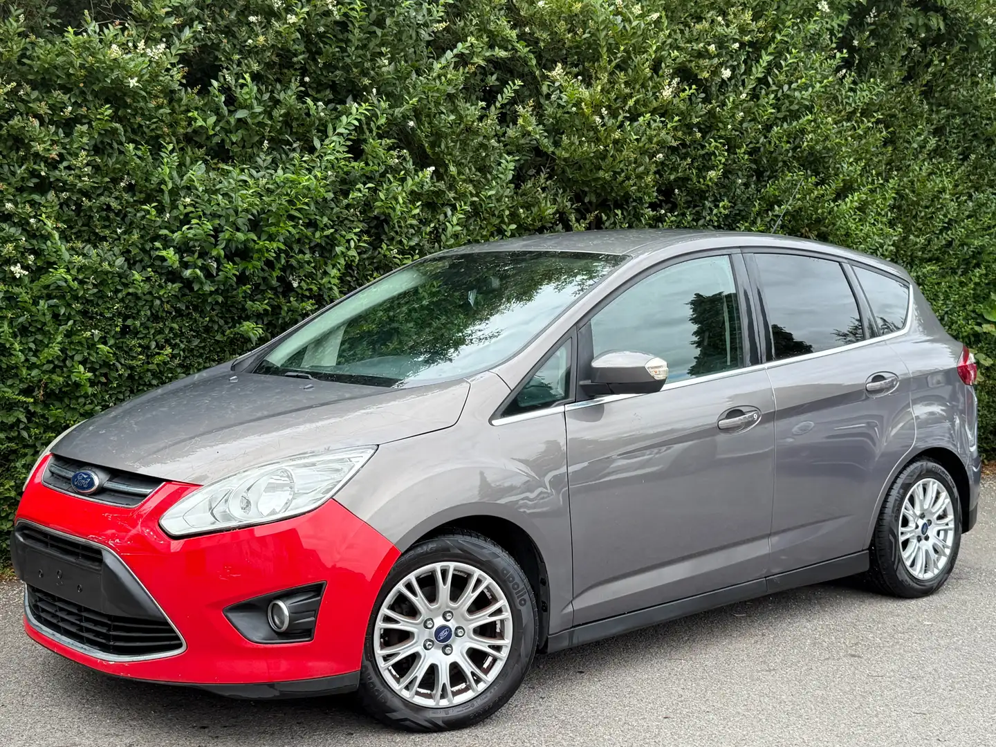 Ford C-Max 1.6 TDCi+AIRCO+NAVI+JANTES+DEGATS CARROSSERIE !!! Grijs - 1