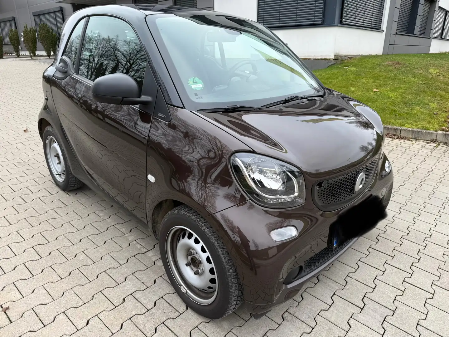smart forTwo Basis 66 kW (453.344) Braun - 1