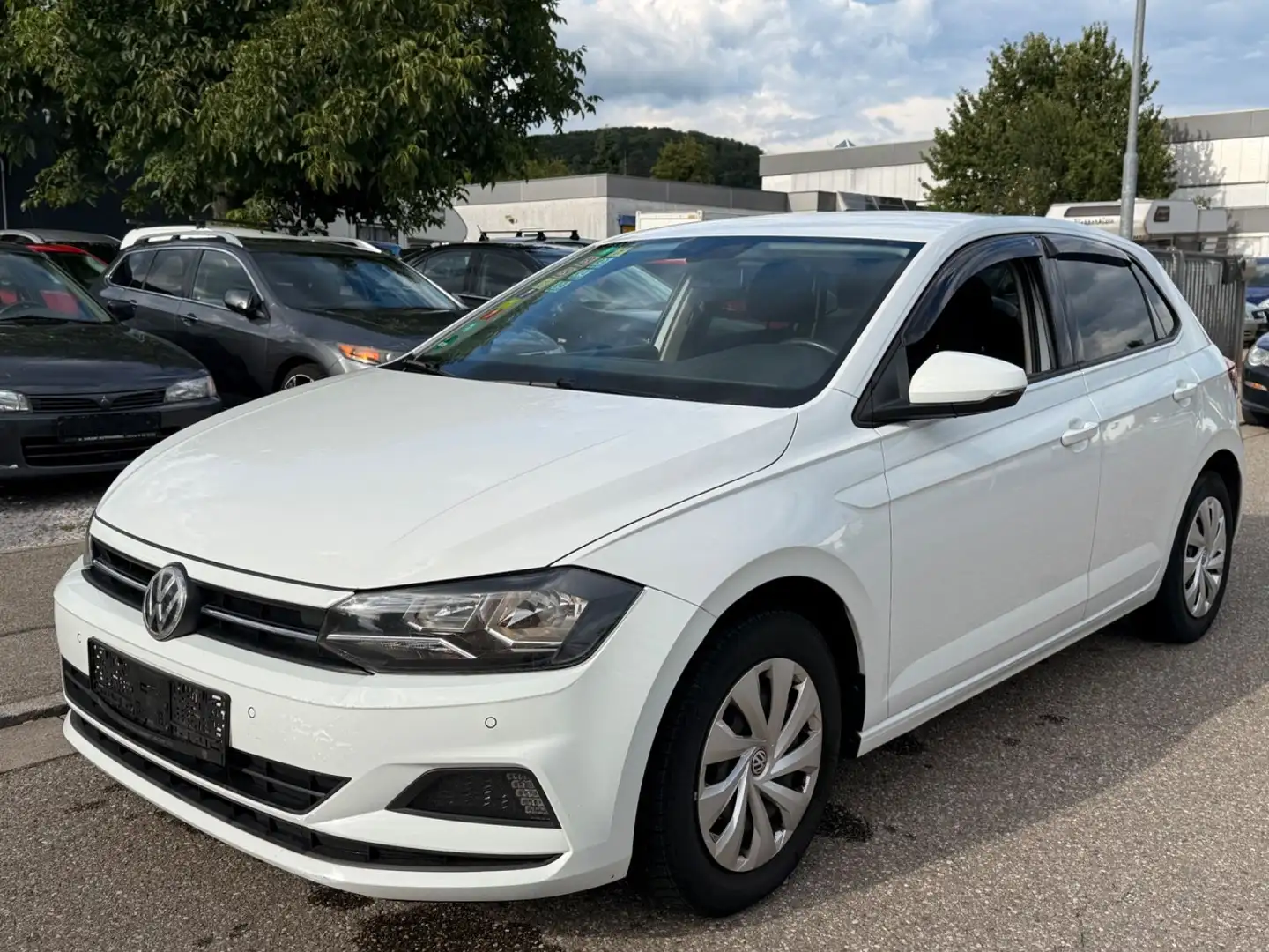 Volkswagen Polo VI Comfortline Blanc - 1