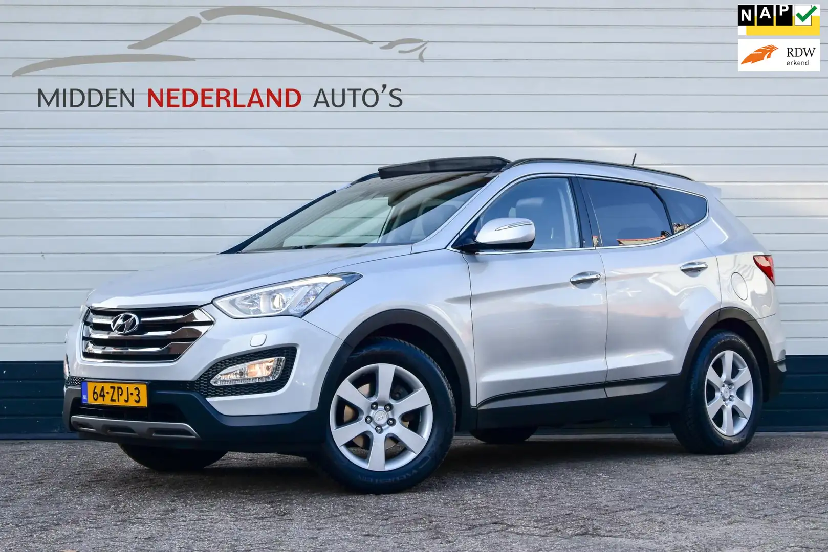Hyundai SANTA FE 2.4i GDI 4WD i-Catcher 7p. * FABRIEKS NIEUWE MOTOR Zilver - 1
