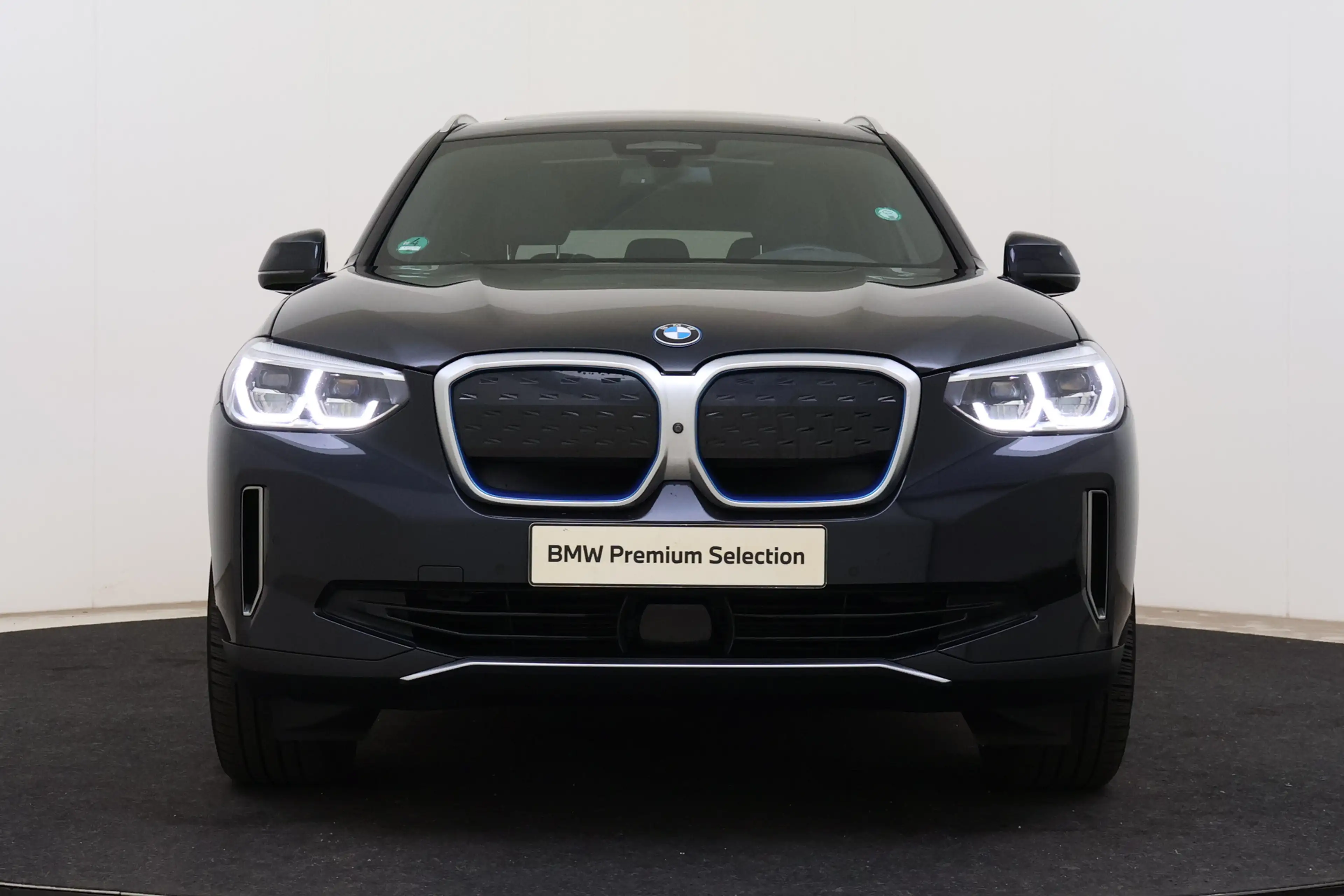 BMW iX3 High Executive / Trekhaak / Sportstoelen / Head-Up — photo 4