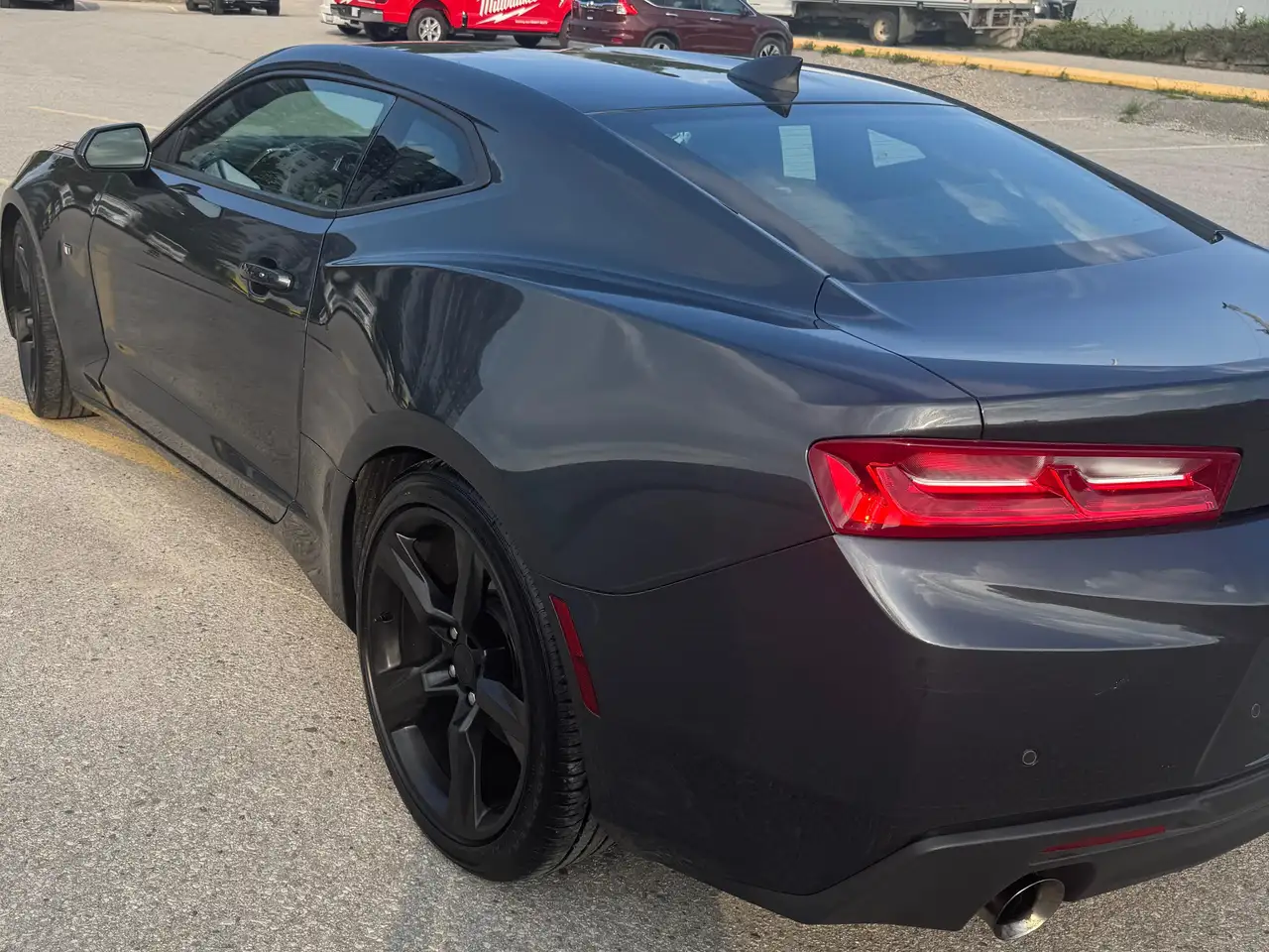 Chevrolet Camaro снимка Chevrolet Camaro