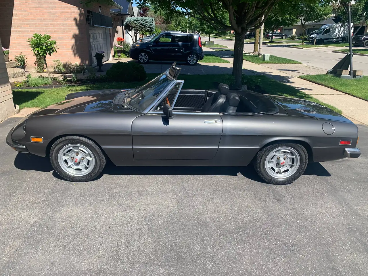 Alfa Romeo Spider снимка Alfa Romeo Spider