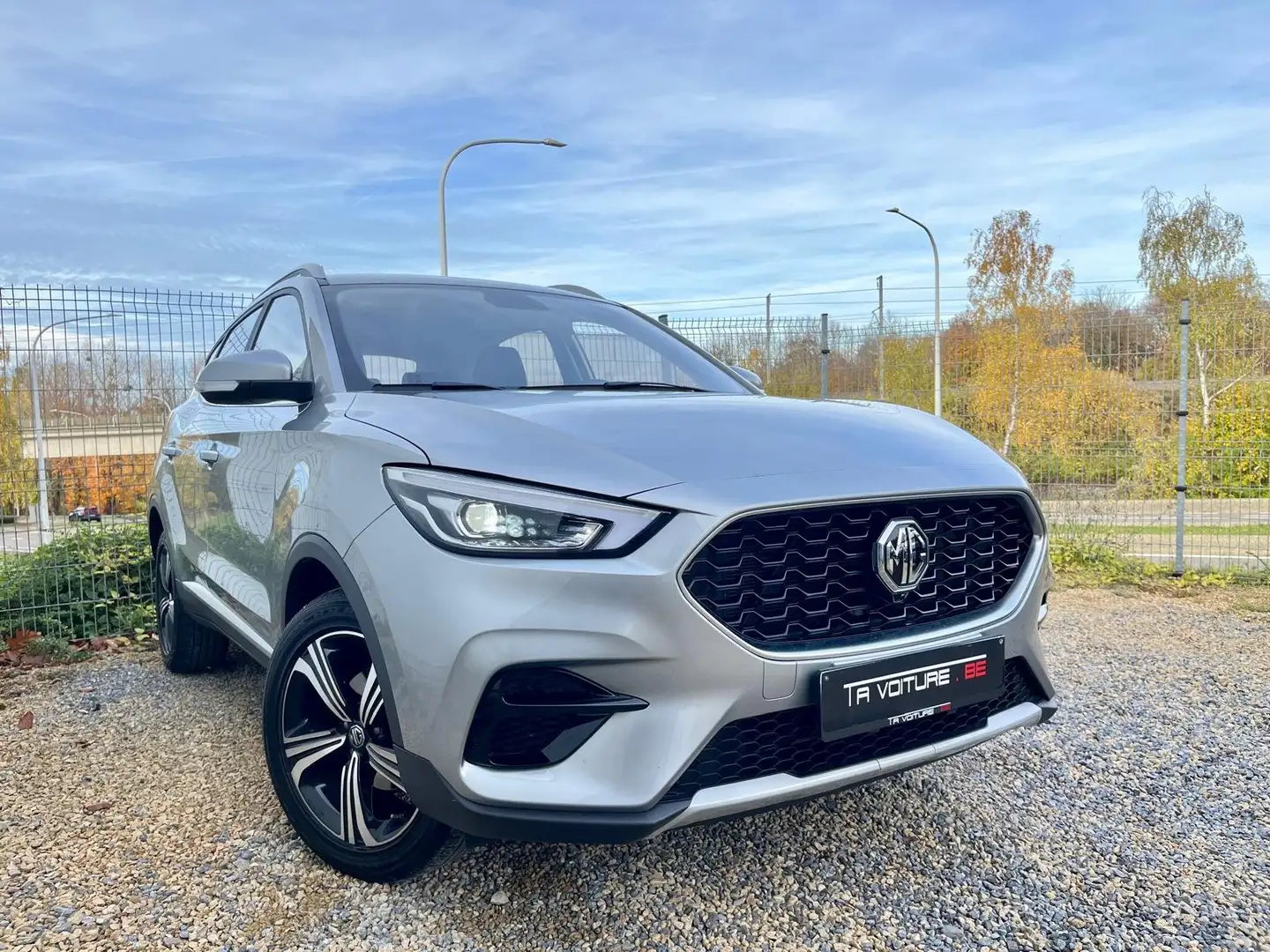 MG ZS 1.5 VTi-Tech Comfort FULL-LED/CARPLAY/CRUISE/PDC Gris - 1