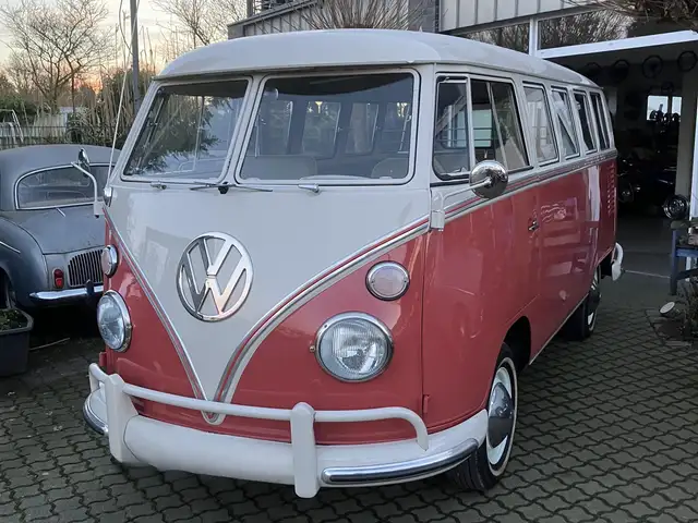Volkswagen Bus