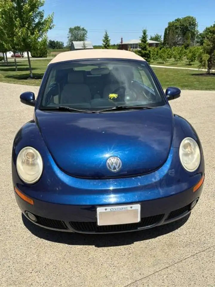 2008 Volkswagen New Beetle