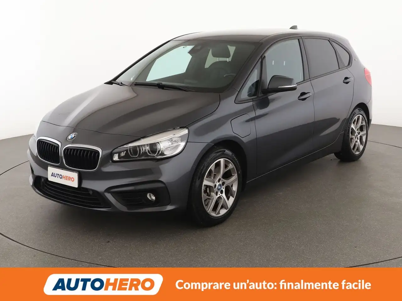 BMW 225