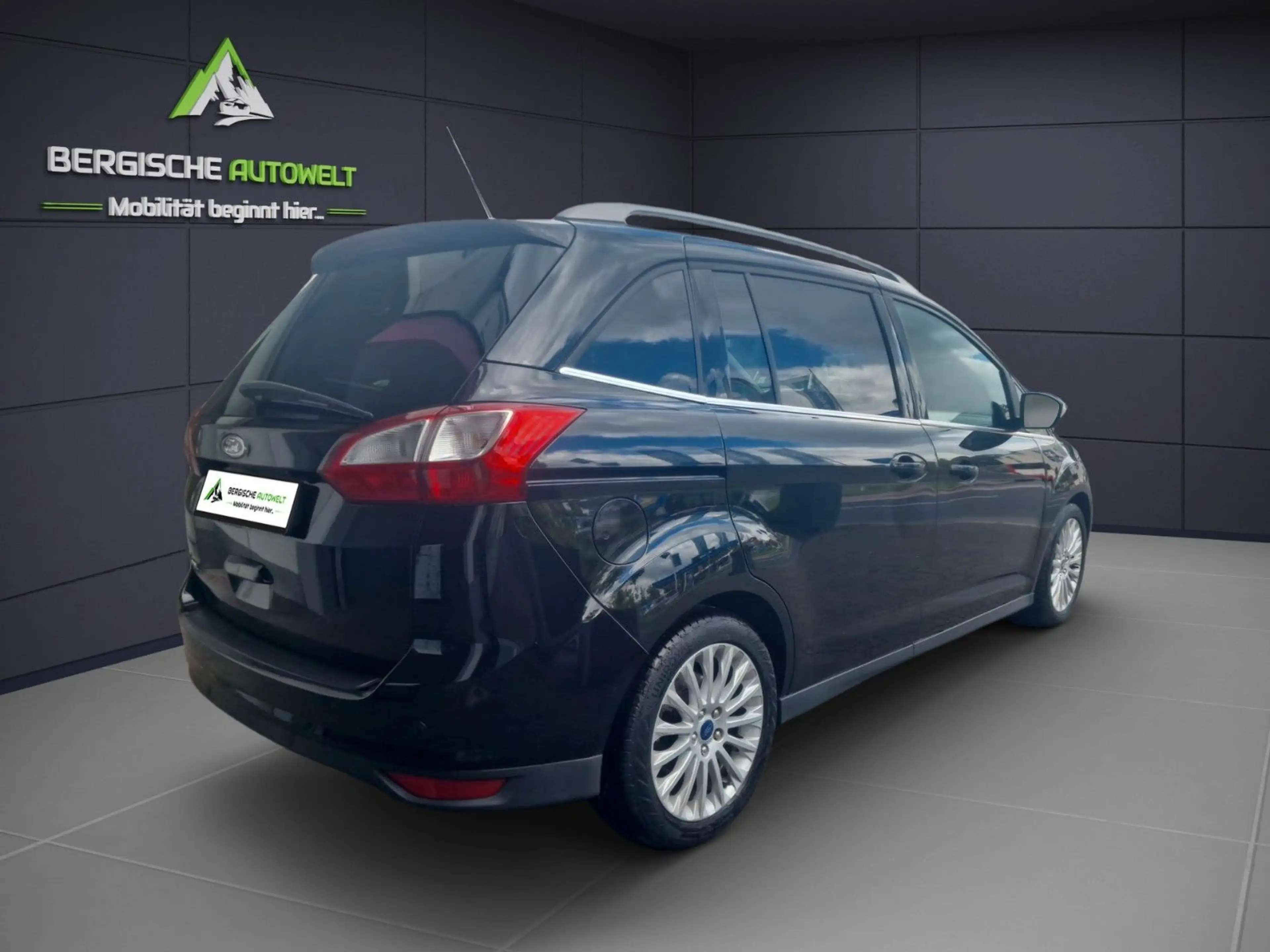 Ford Grand C-Max 2,0TDCi/7-STZ/NAVI/XENON/SHZ/PDC/APA — photo 7