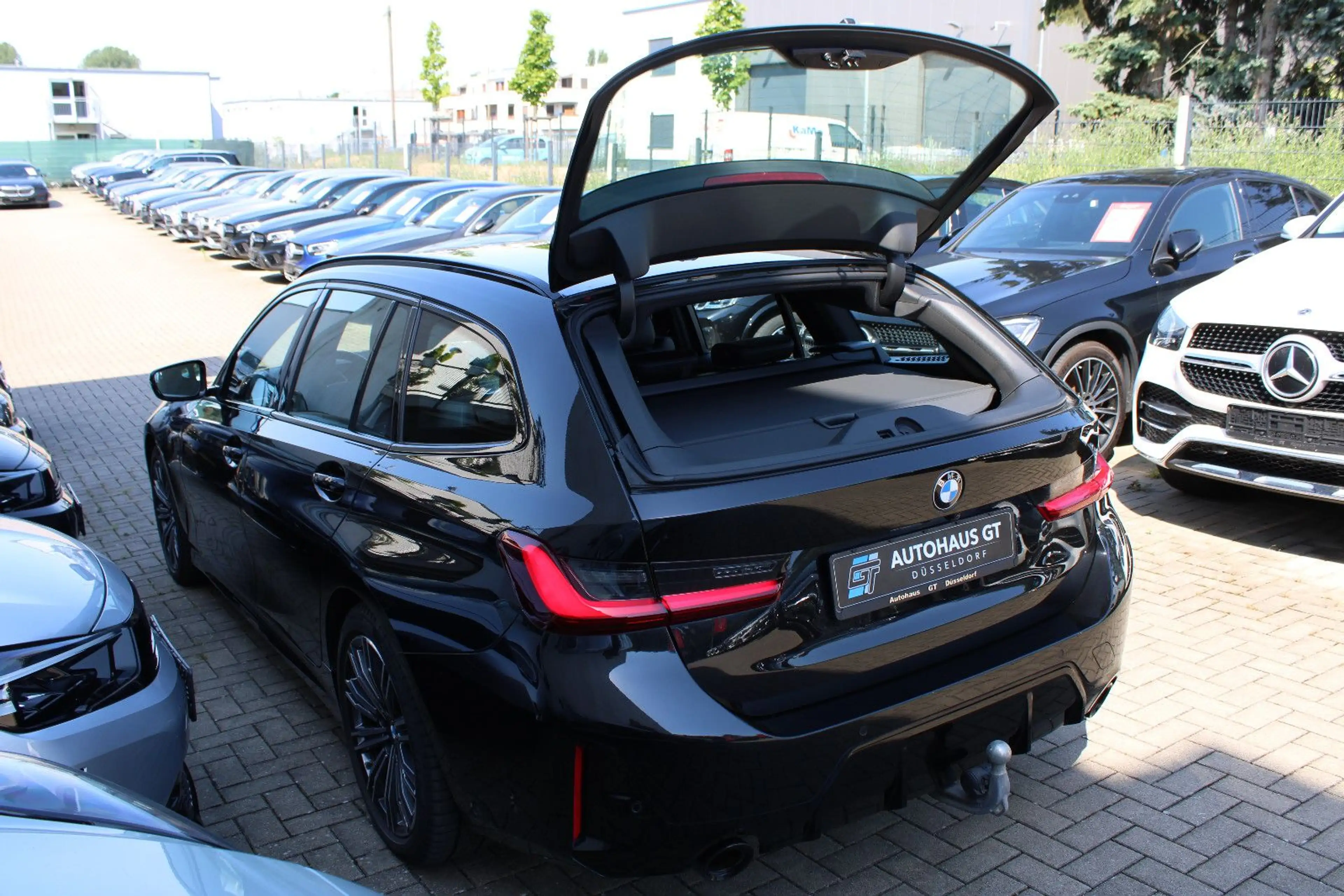 BMW 330 d xDrive/M-Paket/ACC/Harma/Standhzg/Kamer/AHK — photo 10
