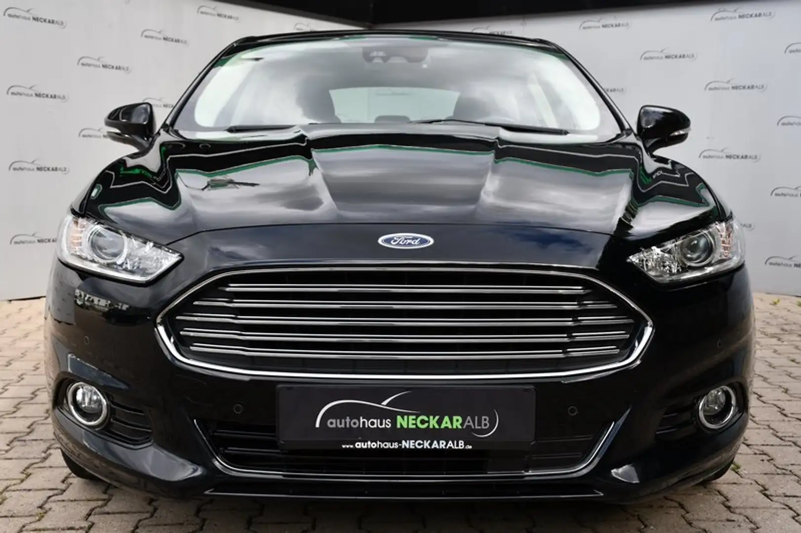 Ford Mondeo Titanium *Scheckheftgepflegt* Schwarz - 2