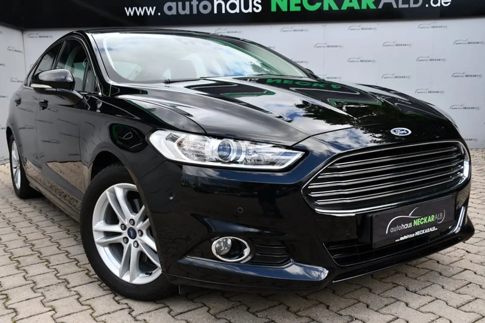 Ford Mondeo Titanium *Scheckheftgepflegt* Schwarz - 1