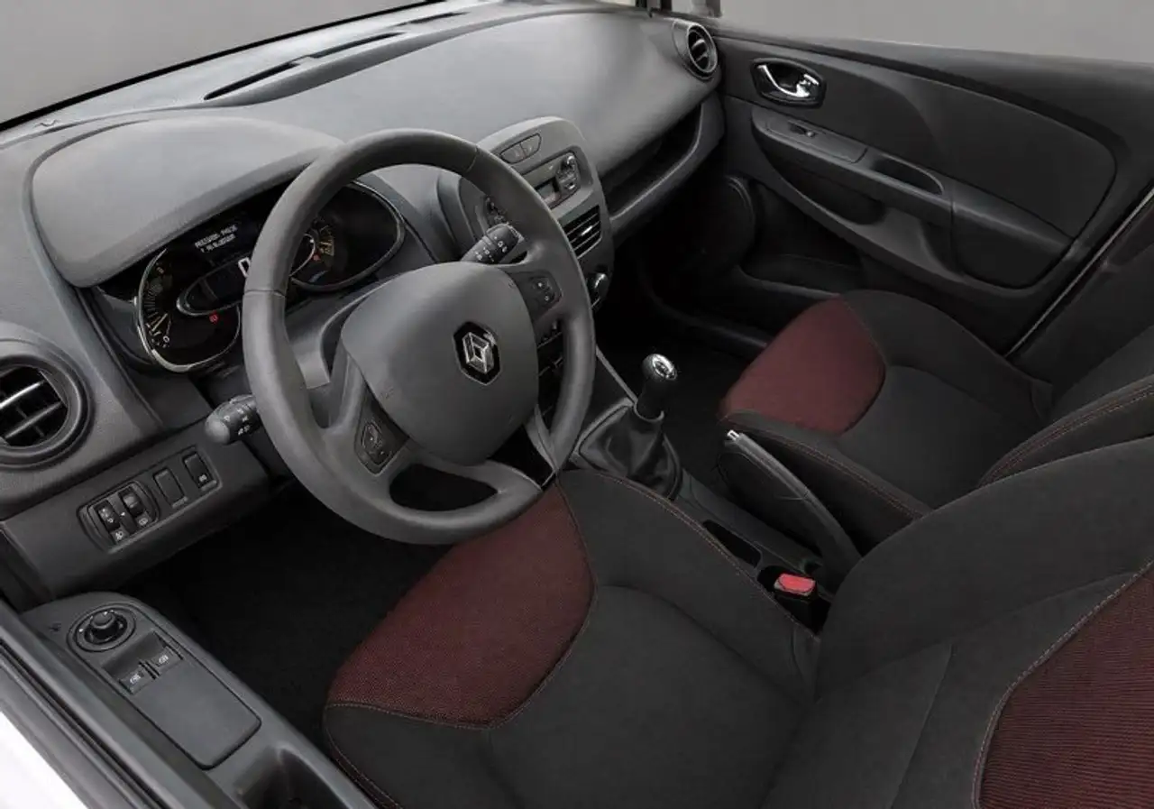 Renault Clio Grandtour — photo 3