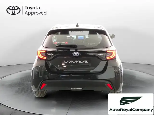 Toyota Yaris view 6