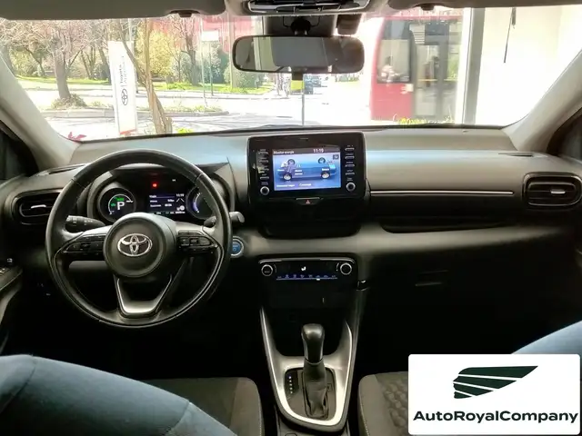 Toyota Yaris view 9