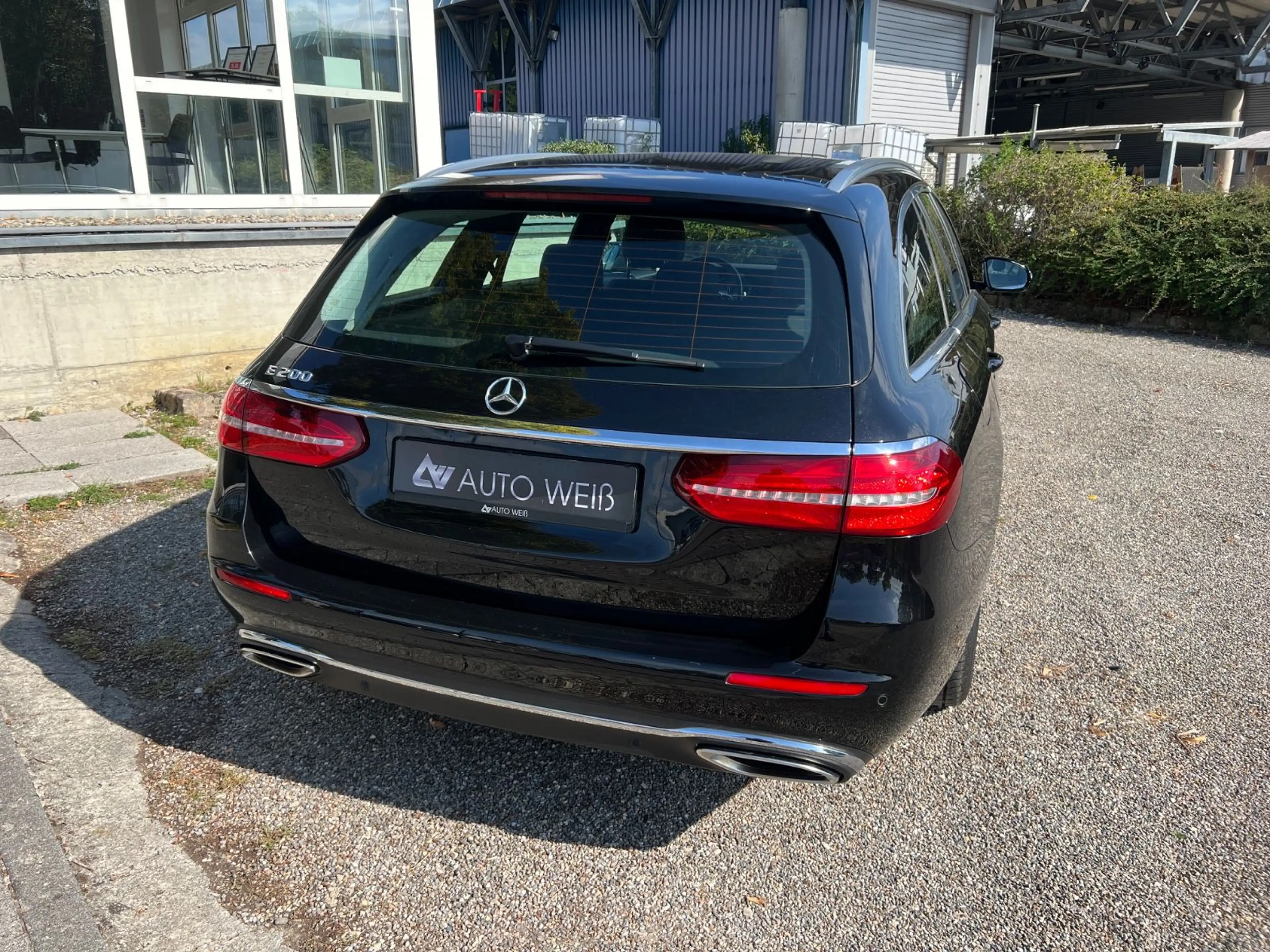 Mercedes-Benz E 200 ET-Modell/LED/TOTWINKE/KAMERA/SERVICE-NEU° — photo 4