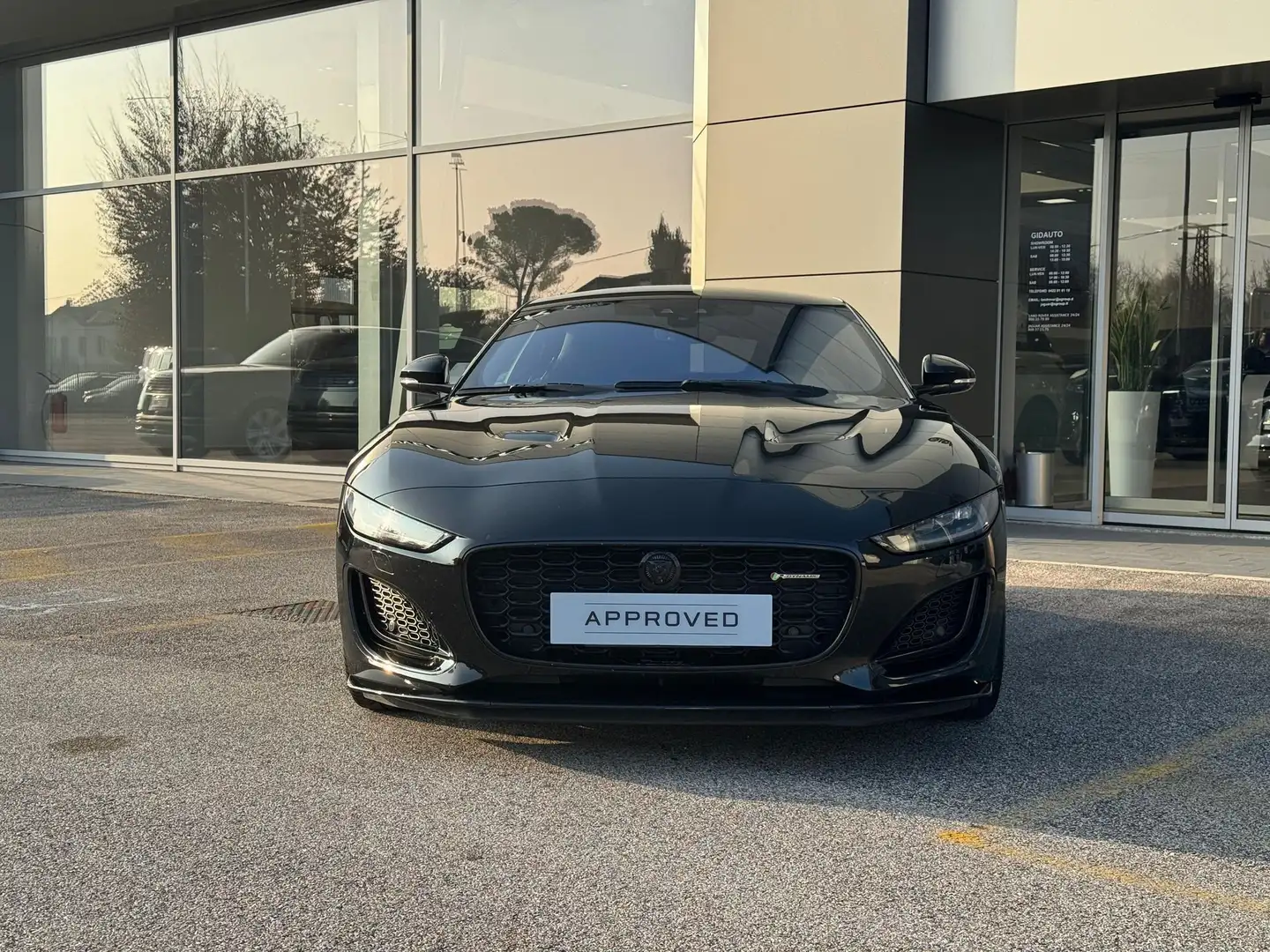 Jaguar F-Type F-Type 2.0 aut. Coupé Limited Edition | Approved Nero - 2