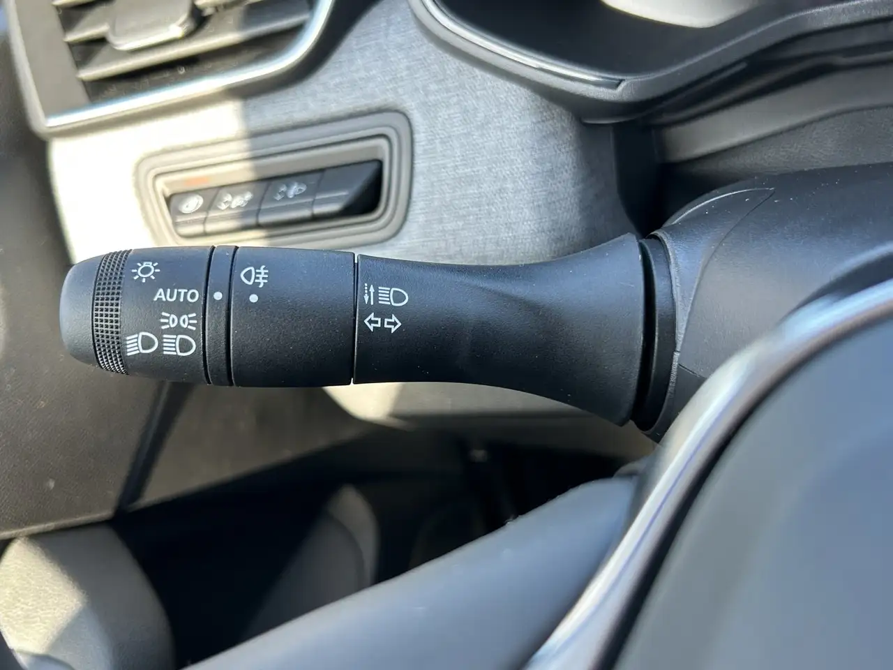Renault Clio Evolution tce90 Kamera, SHZ, Carplay 21