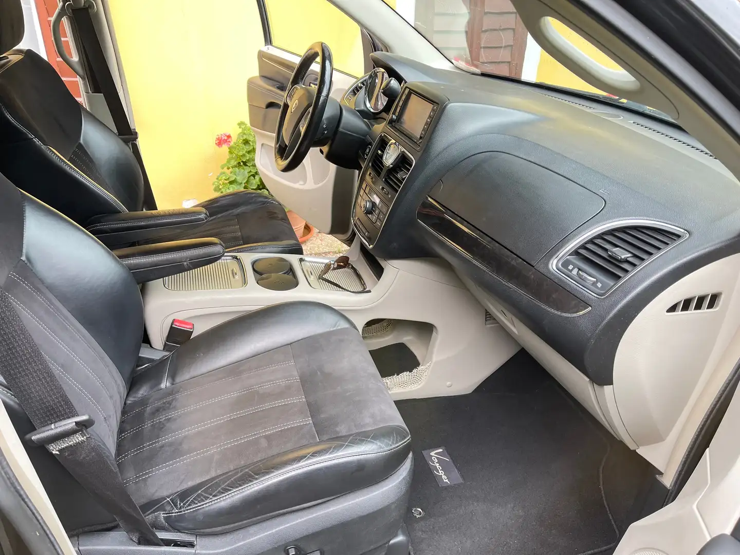 Lancia Voyager Voyager 2,8 CRD Platinum Platinum - 1