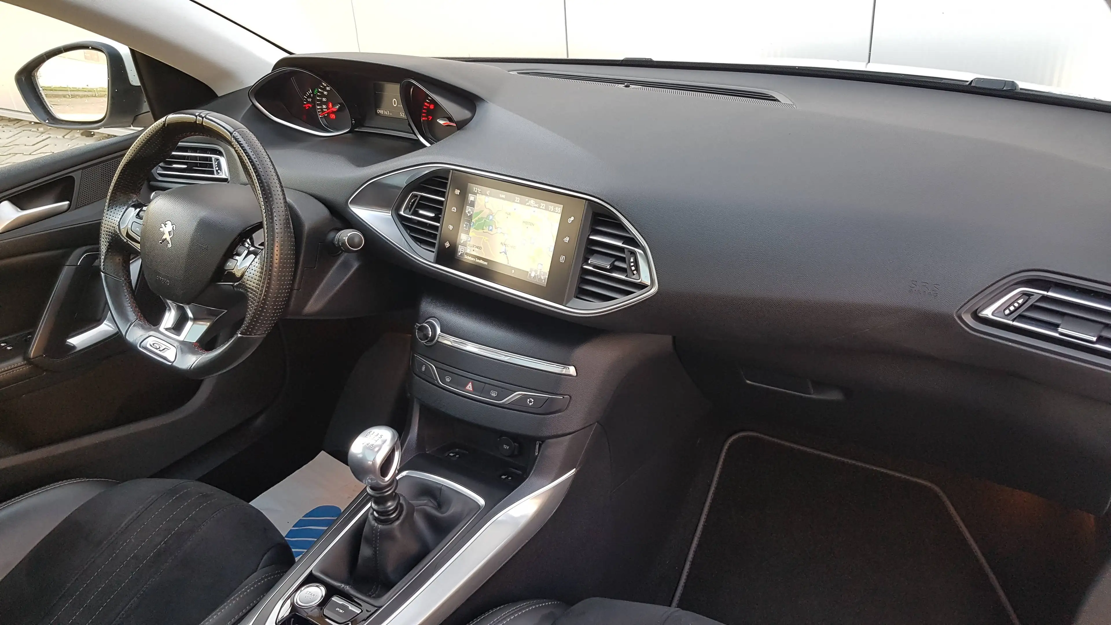 Peugeot 308 Allure GT-Line — photo 11