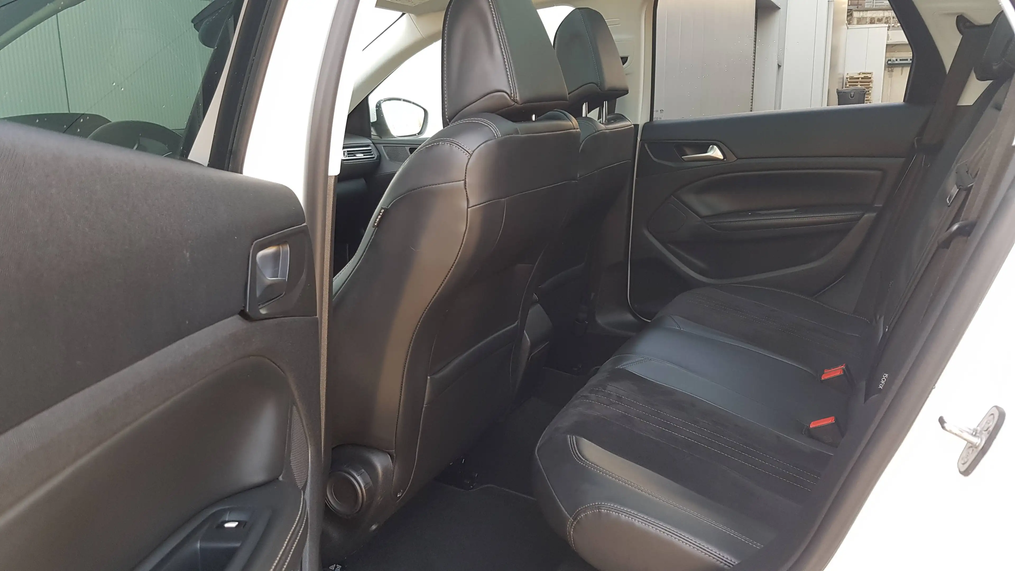 Peugeot 308 Allure GT-Line — photo 13