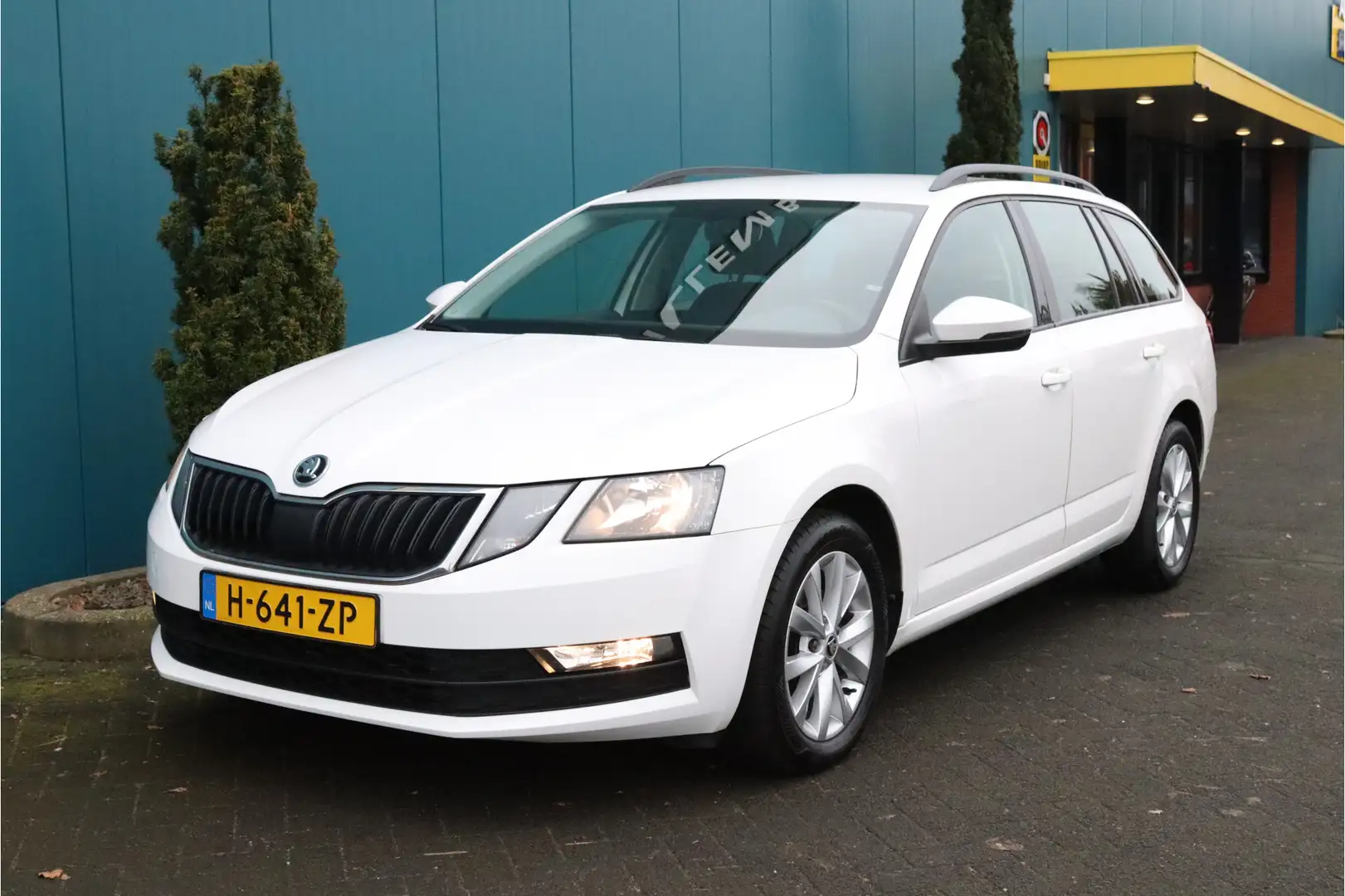 Skoda Octavia Combi 1.5 TSI 150 PK DSG AUT. Greentech Business E Wit - 1
