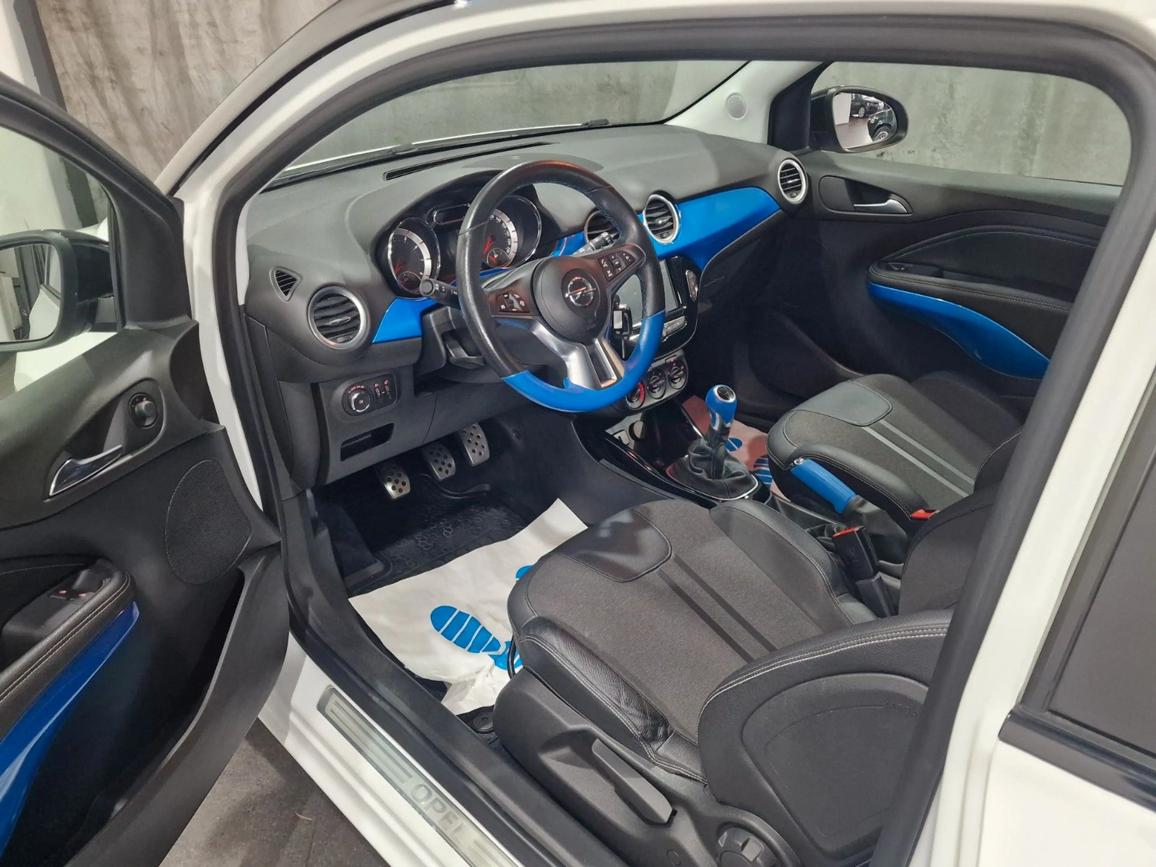Opel Adam 120 Jahre — photo 12