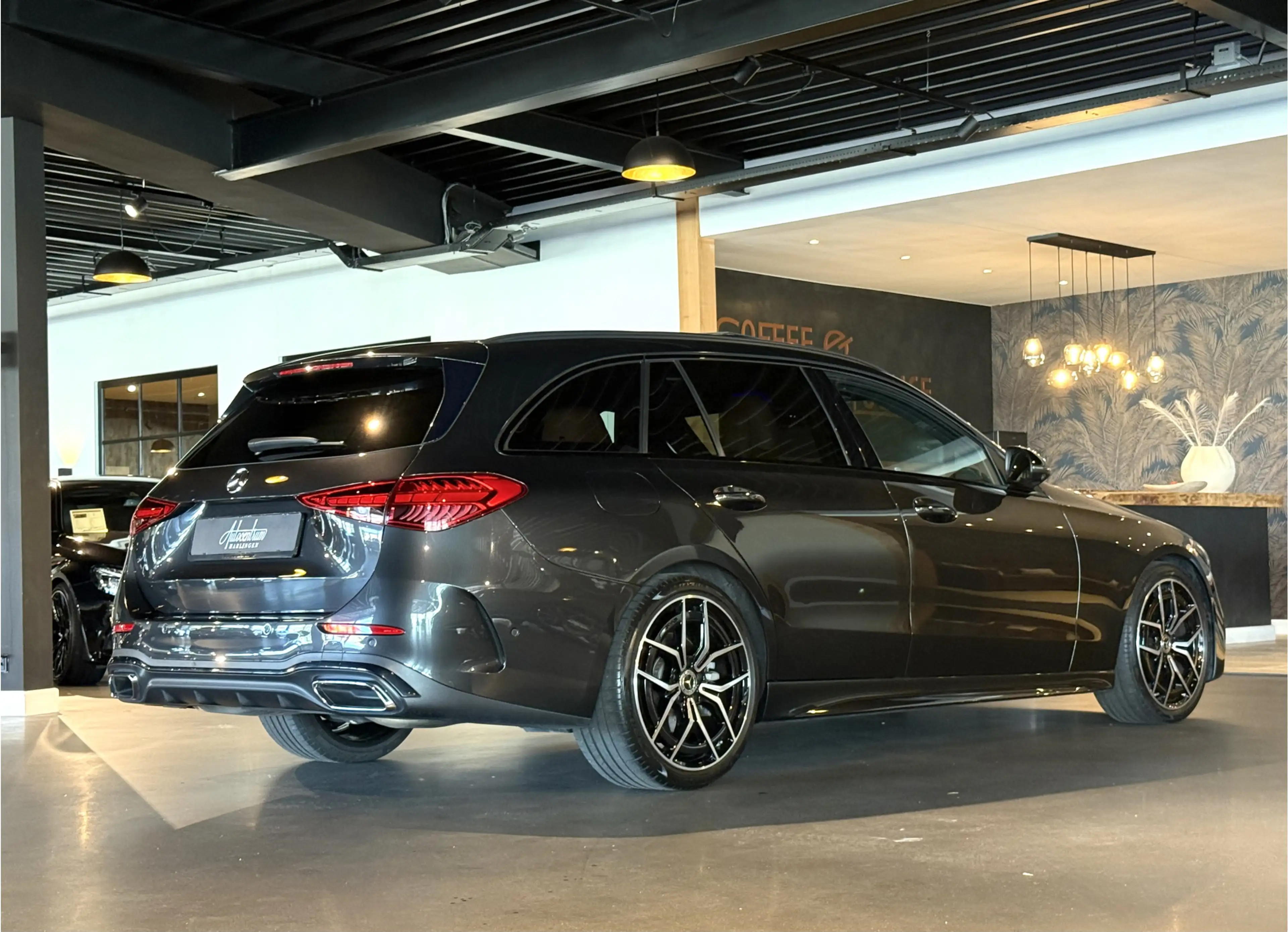 Mercedes-Benz C 200 Estate Edition AMG I Pano I Nappa I Pano — photo 40